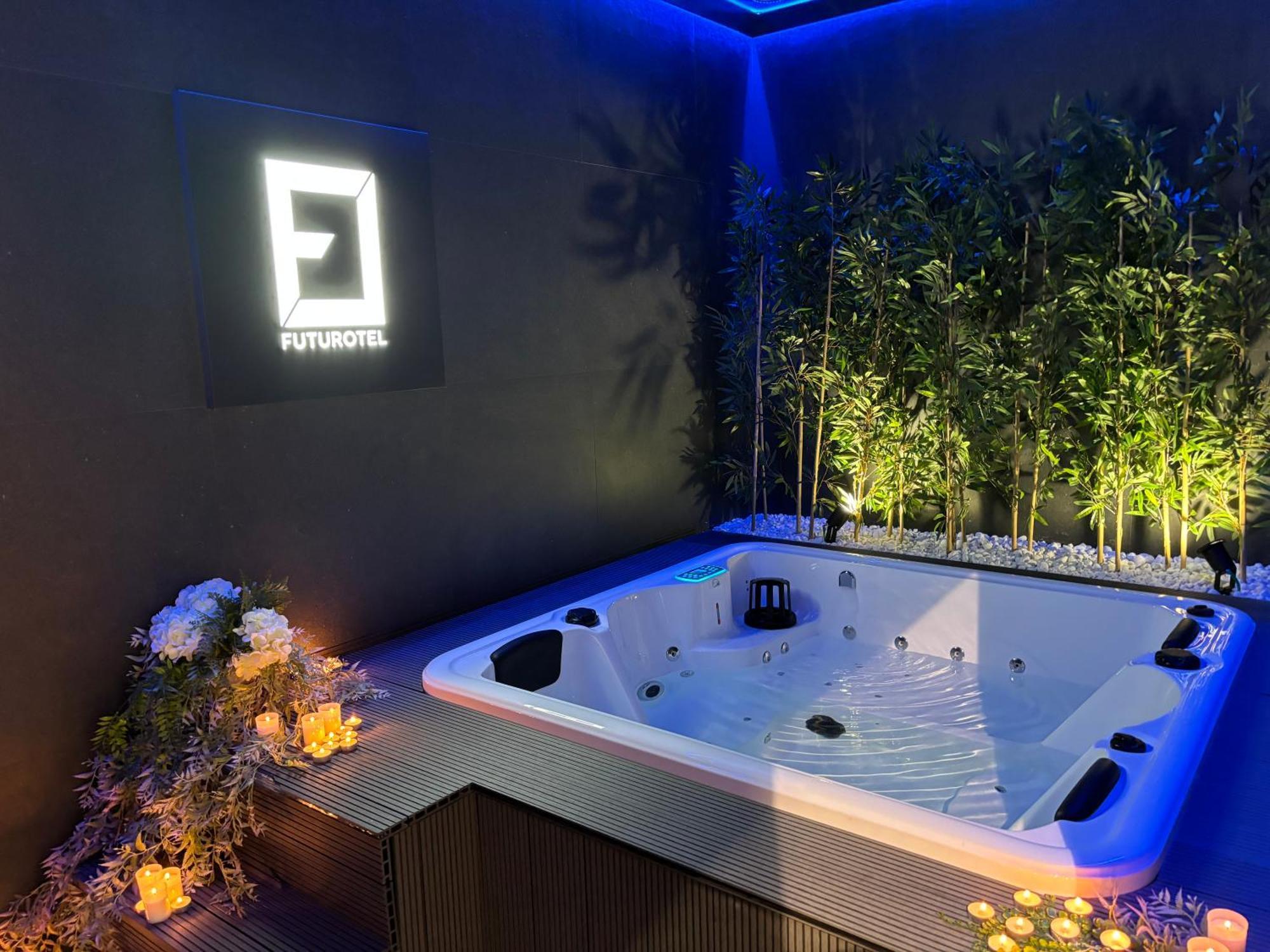 Futurotel Hotel a capsule Siviglia